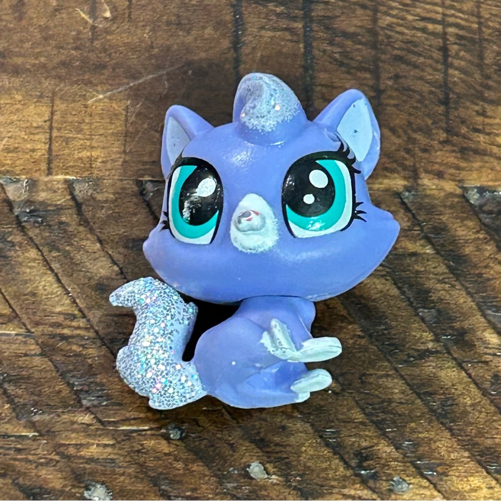Littlest Pet Shop "Ziza Glitterton" Mini Purple Cat Pet Party Spectacular  #4149